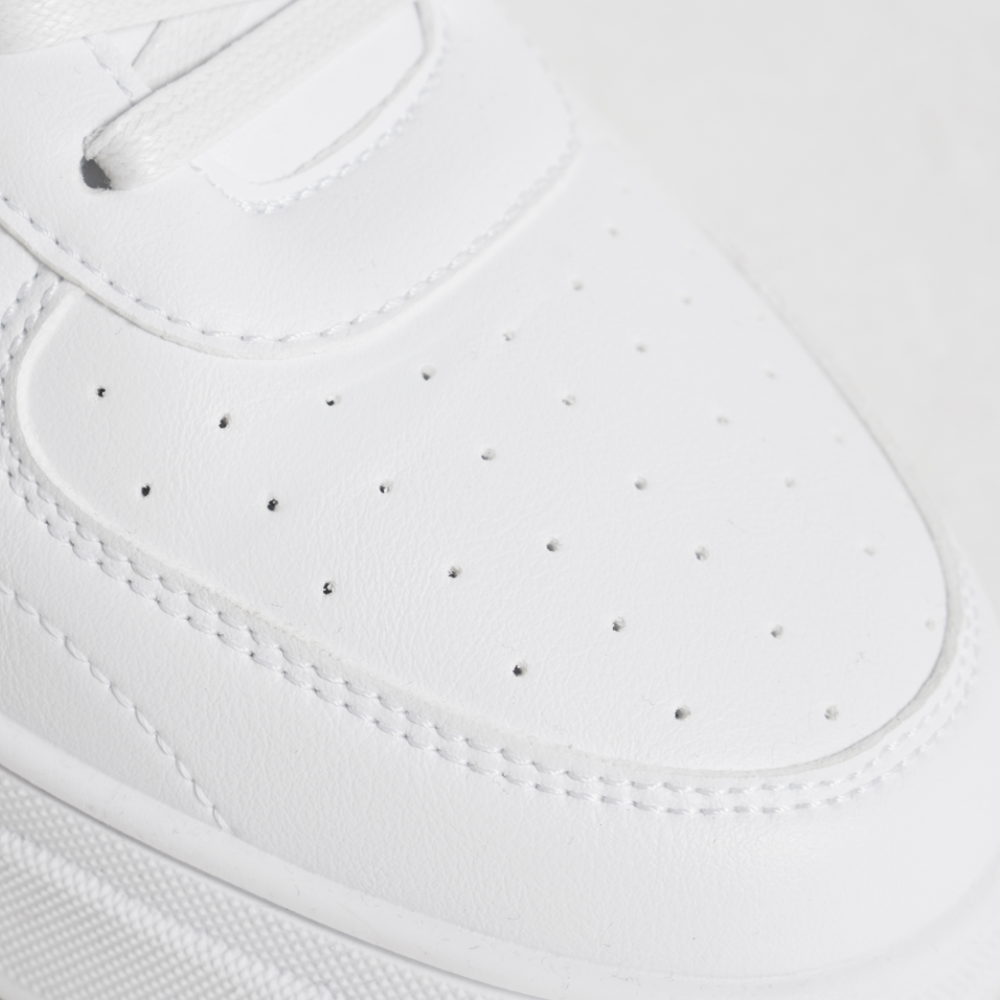 Vargas Trainer - Dreifach weiß