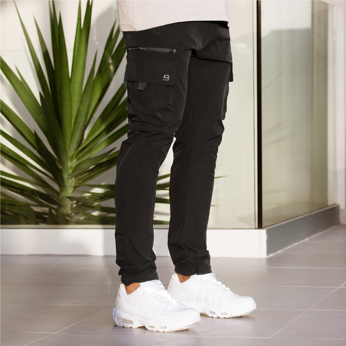 Sakai Cargo Pants - Svart